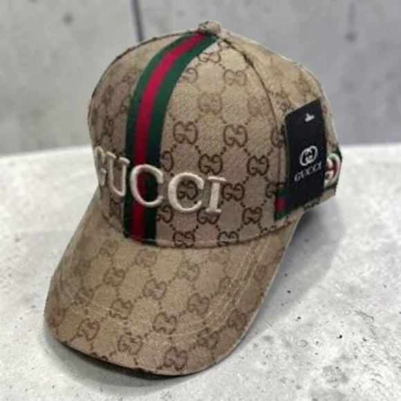 Beige GG Canvas Cap with Red and Green Stripe - Picture 1 of 4